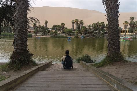 Laguna De Huacachina Ica Peru Foto Premium