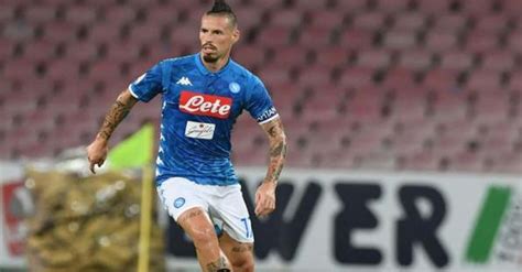 Hamsik Raggiunge Le Presenze Con Il Napoli La Serie A Si