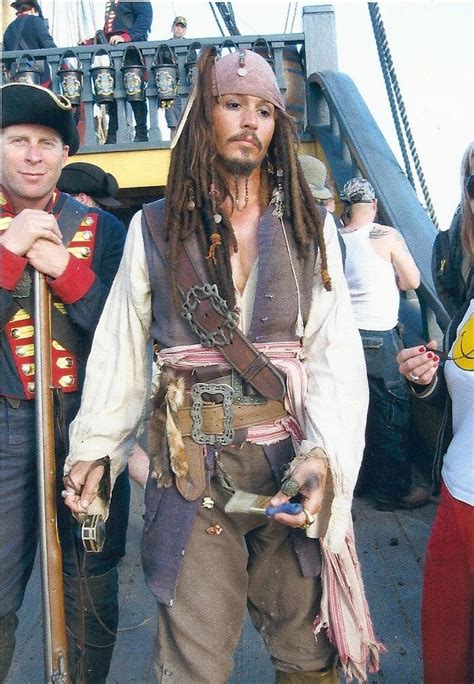 Pin Di Jessie Mcdonald Su Pirates Capitano Jack Sparrow Jack Sparrow