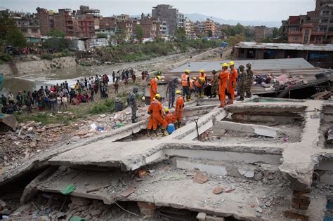 Terremoto In Nepal Le Nuove Foto Il Post