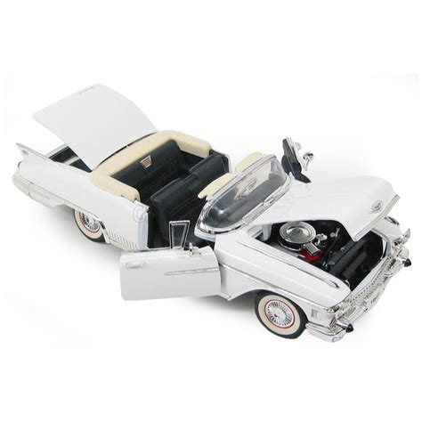 CARRO LUCKY CADILLAC ELDORADO BIARRITZ 1958 ESCALA 1 18 BRANCO