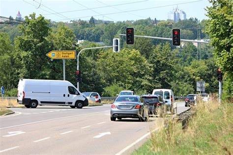 Stau Auf Der B Und Waiblingen Ist Dicht Wie Drei Neue Ampeln Das