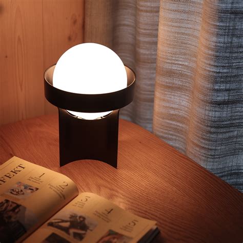 Tala Loop Lampe De Table Connox