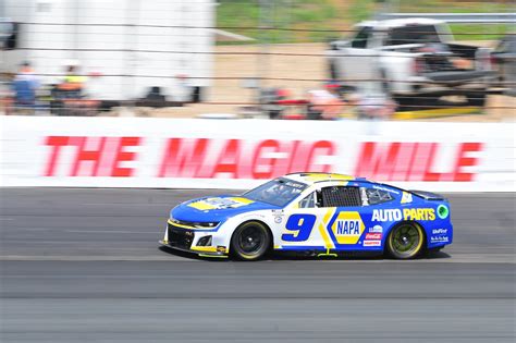 Frustrated Chase Elliott Doesnt Sugarcoat His Feelings And Sums Up His