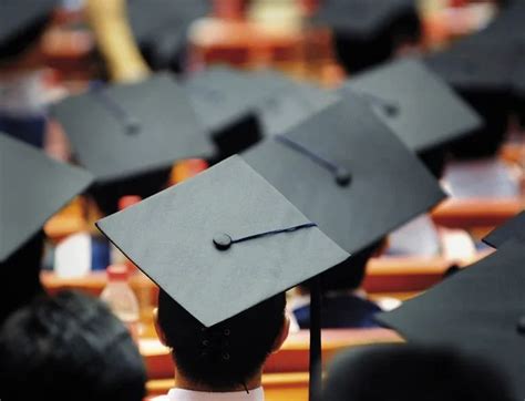 El arte de pronunciar un discurso de graduación universitaria