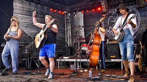 Steve N Seagulls Na Dw Ch Koncertach W Polsce Daty Miejsca Bilety