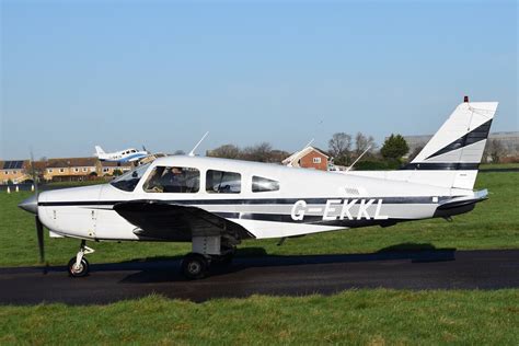 G Ekkl Piper Pa Warrior Ii Lee On Solent Solent Airpor Flickr