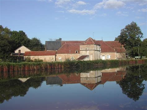 Ancient farm reflected in river Free Photo Download | FreeImages