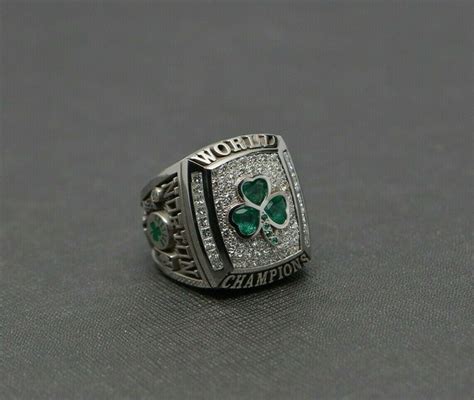 Boston Celtics 2008 Championship Ring Many Diamonds and | Etsy