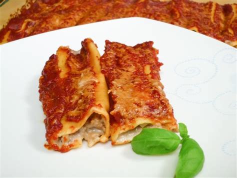 Cannelloni Mit Bechamelsauce Hackfleischf Llung Und Tomaten Kochkino De