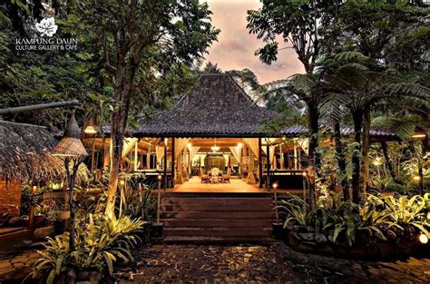 Wisata Kuliner Kampung Daun Culture Gallery And Cafe Bandung Rileks