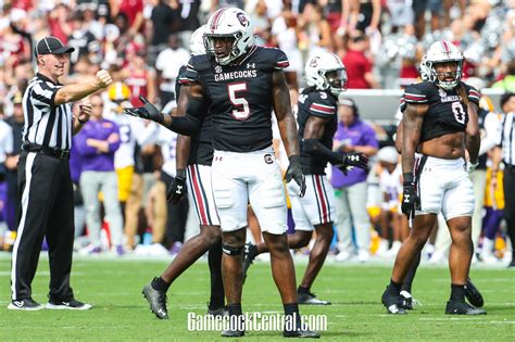 South Carolina Football Star Kyle Kennard Makes Midseason All American