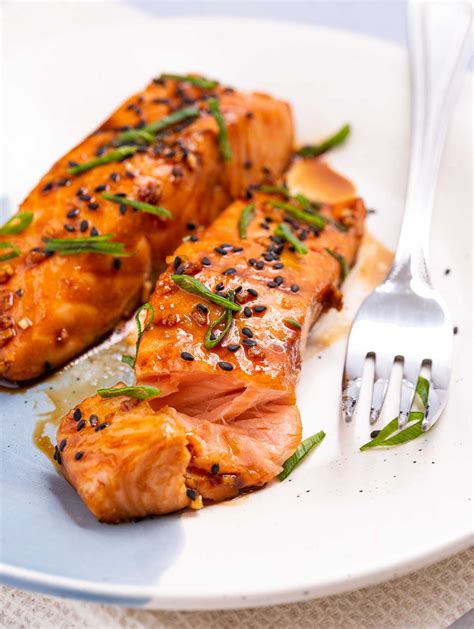 Maple Ginger Glazed Salmon Beauty And The Foodie