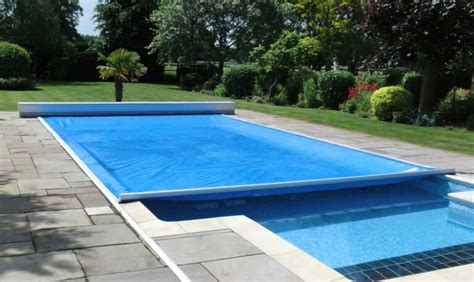 How Retractable Pool Covers Can Enhance Your Swimming Pool Experience