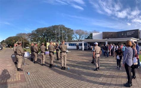 Hasteamento da bandeira do Brasil dá início à Semana da Pátria em Guaíba