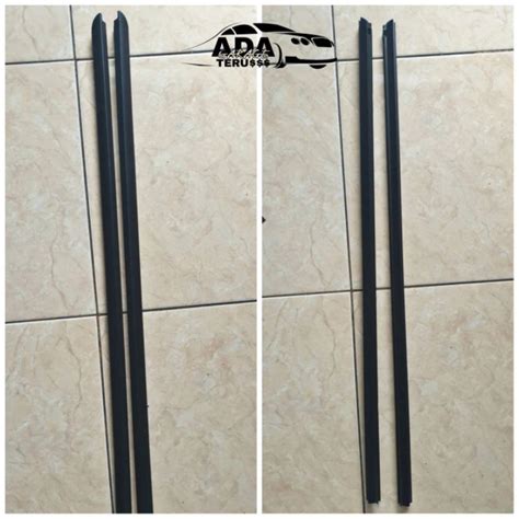 Jual Karet Pelipit Kaca Luar ORI SUZUKI APV Mega Carry Pick Up 1 Set 2