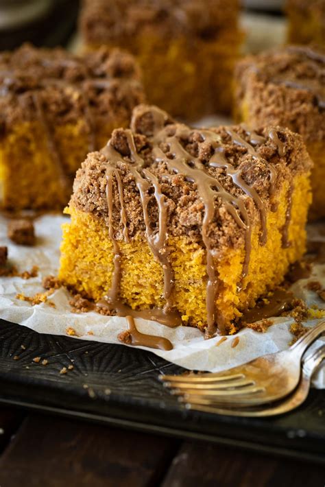 Cinnamon Crumb Pumpkin Coffee Cake Recipe