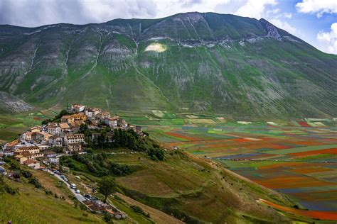 Castelluccio Di Norcia Juzaphoto