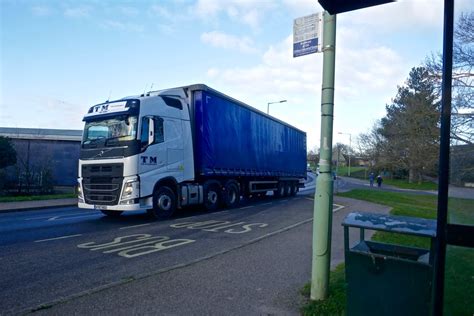 P1080011 Sudbury Based TM Transport Volvo FH Coupled To A Flickr