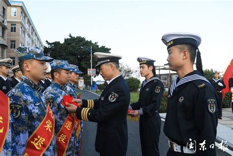 致敬！服役30载，妻子为“兵王”卸下军衔 新宁德