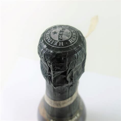 Heidsieck Monopole Green Top Demi-Sec NV Champagne | Wine Auctioneer