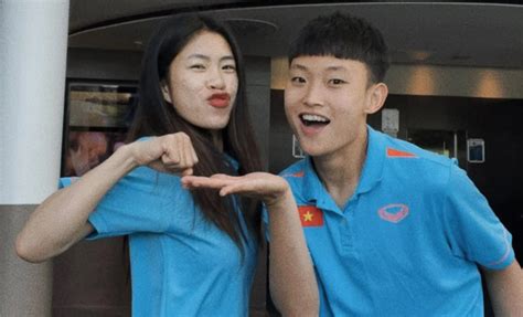 Hot girl tuyển nữ Việt Nam ngầm công khai người yêu