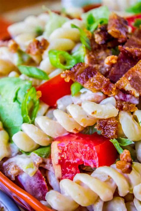 Easy Blt Pasta Salad The Food Charlatan