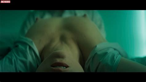 Naked Monica Iozzi In Ass Dio