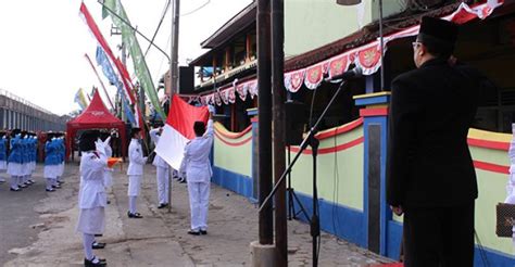 Pupuk Jiwa Patriotisme SMK PIM Gelar Upacara HUT Kemerdekaan RI SMK