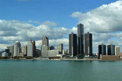 Detroit - The Skyscraper Center