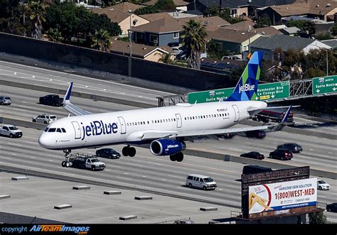 Airbus A321 231 JetBlue Airways N985JT AirTeamImages