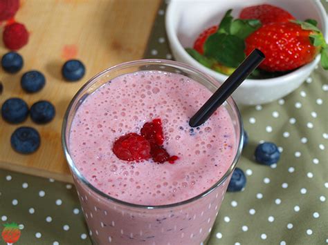 Batido de frutas del bosque Bebidas sanas HortoGourmet Gastronomía