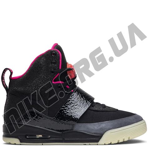 Nike Yeezy 2 (Black/Pink) купити | Найк Ізі 2 Чорні Рожеві