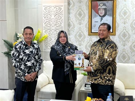 Ketua Dprd Kukar Sambangi Pemkab Paser Tebarberita Id