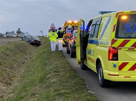 Asni Res L S Dijon Accident Sur La M Une Voiture Fait Une Sortie