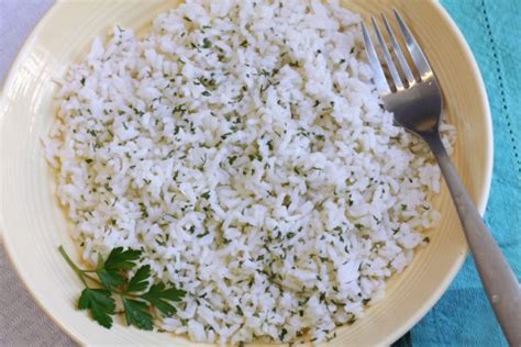 How To Make Minute Rice In The Microwave And Recipes To Use It