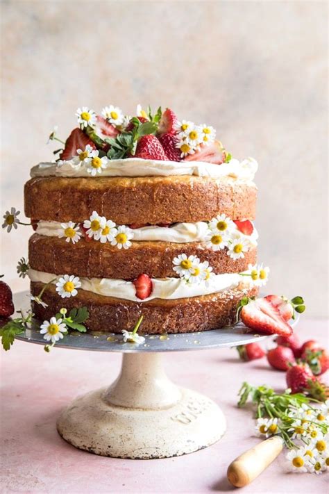 Das sind unsere Top 7 Rezepte für einen leckeren Naked Cake Cake