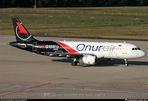 TC ODE Onur Air Airbus A320 232 Photo By Daniel Schwinn ID 1456696