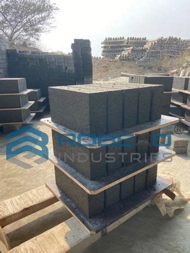 Solid Fully Automatic Cement Brick Making Machine At Rs 2500000 In