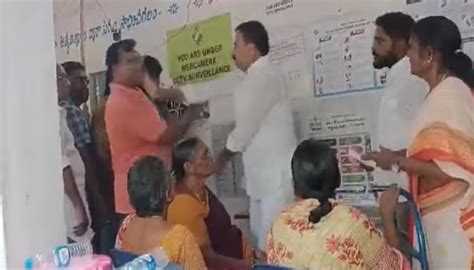 Watch Ysrcp Mla Sivakumar Slapped By A Guntur Voter After Being Hit