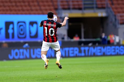 AC Milan Lose Vital Trequartista To An Ankle Injury Ahead Of Celtic and ...