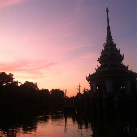 Nonthaburi Travel Guide 2024: The Best of Nonthaburi | Expedia