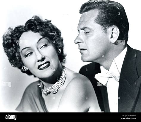 SUNSET BOULEVARD - 1950 Paramount film with Gloria Swanson and William ...