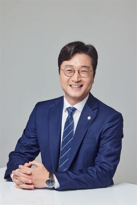 창간 35주년 축하합니다 장철민 더불어민주당 의원 여성신문