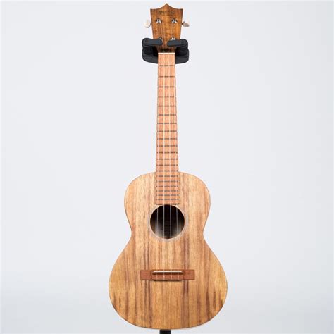 Martin T1k Tenor Ukulele Cosmo Music