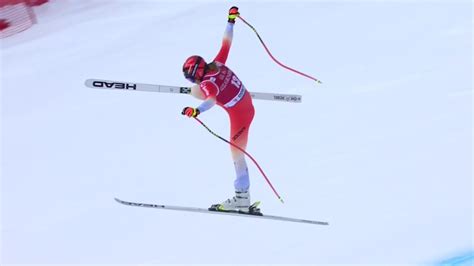 Cortina D Ampezzo Corinne Suter Fliegt In Der Abfahrt Ab Schweizerin