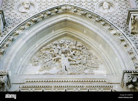 Charter Oak Relief On State Capitol Hartford Connecticut Stock Photo