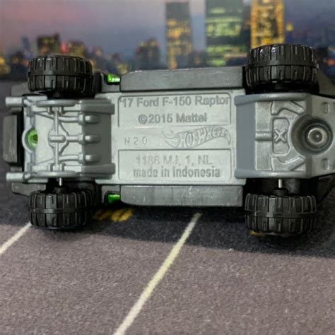 Hot Wheels 17 Ford F 150 Raptor Loose Revert Hobbies Toys Toys Games On Carousell