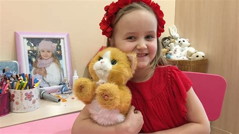 Котенок Дейзи (Daisy. Hasbro) - YouTube