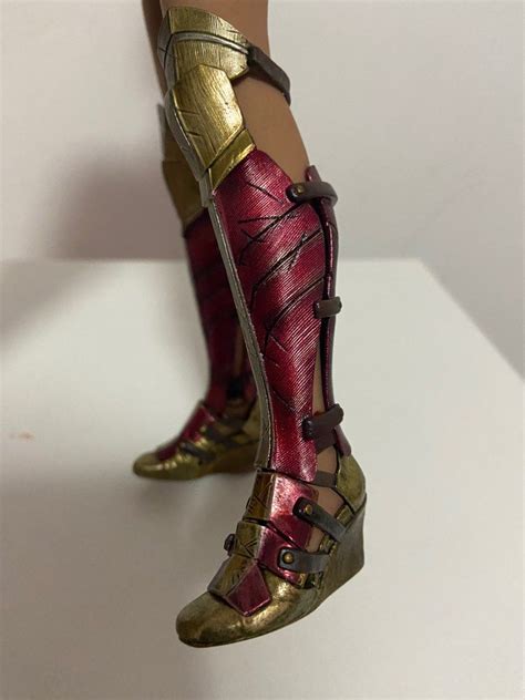 Scale Hot Toys MMS Wonder Woman Hobbies Toys Toys Games